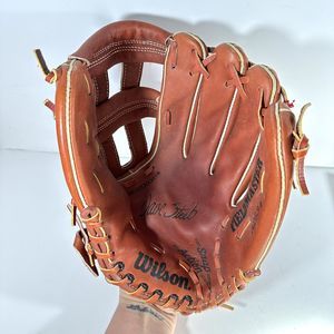 Wilson Fieldmaster 12” Baseball Glove Signed Version A2634